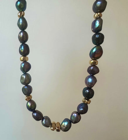 Black Freshwater Pearl necklace
