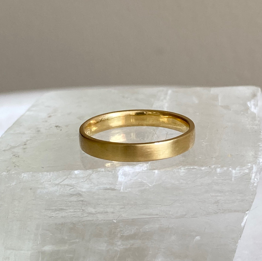 Classic Band 9 k, 14k or 18k gold -Made to order-Current gold prices on application
